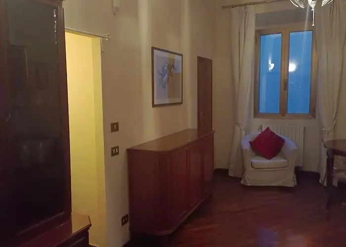 Rosso Fiorentino Apartament