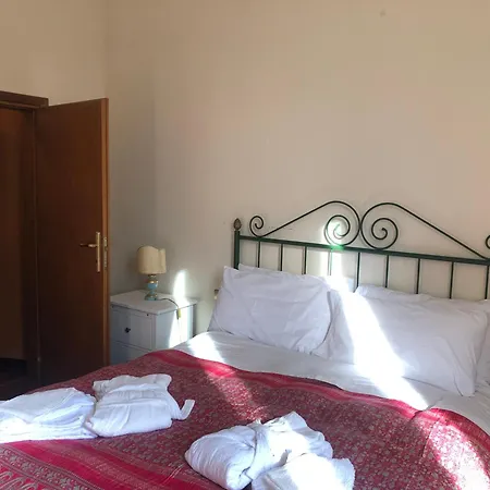 Apartman Rosso Fiorentino